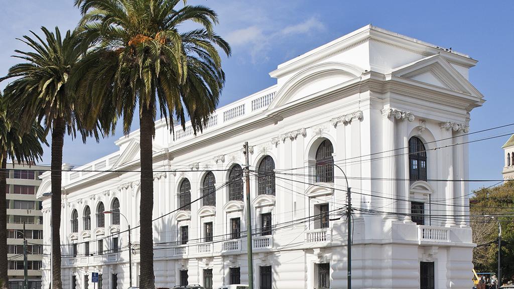 Equipo Biblioteca Santiago Severin.