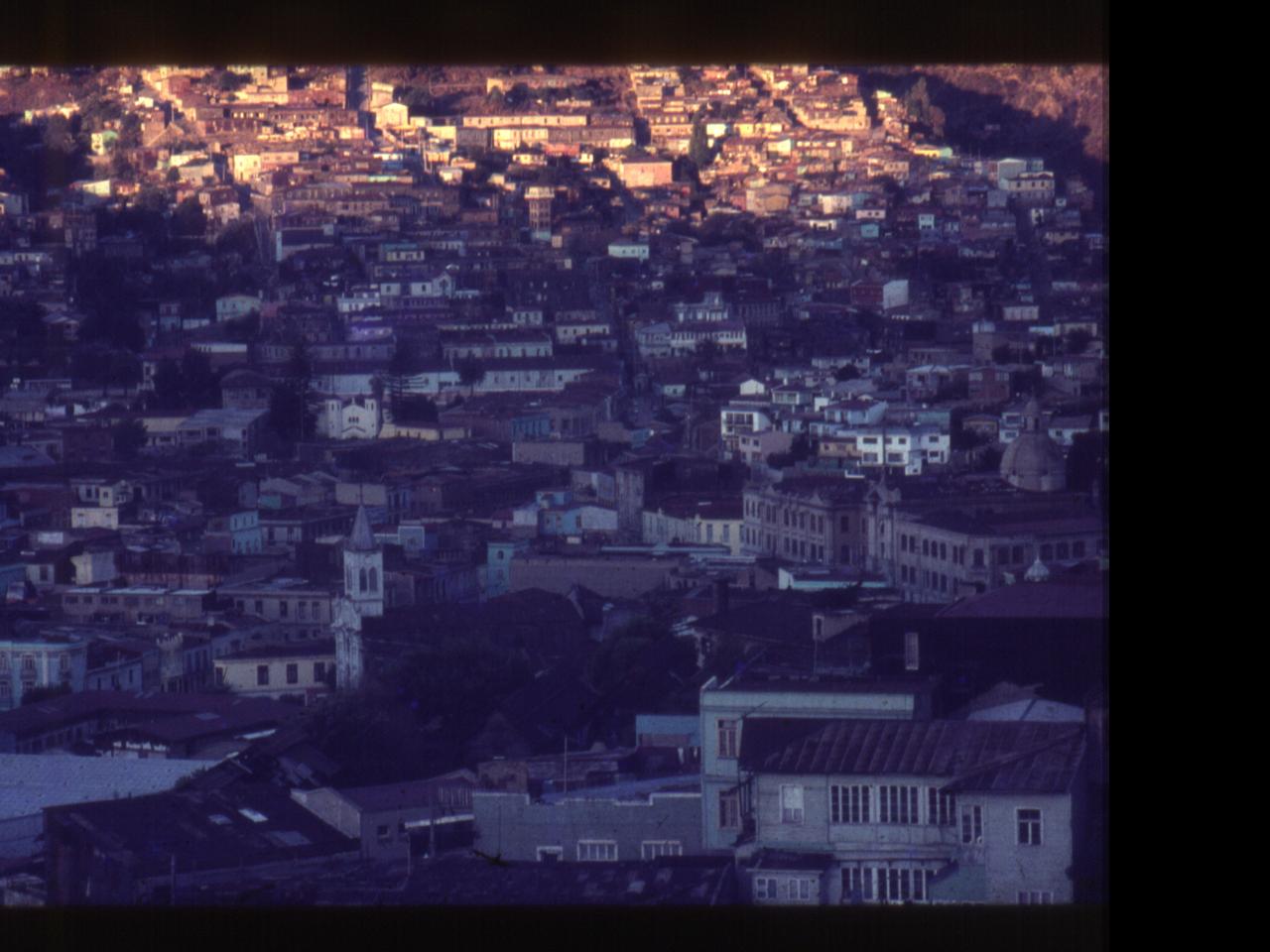 Paisaje al atardecer / Cerro y Ascensor Polanco