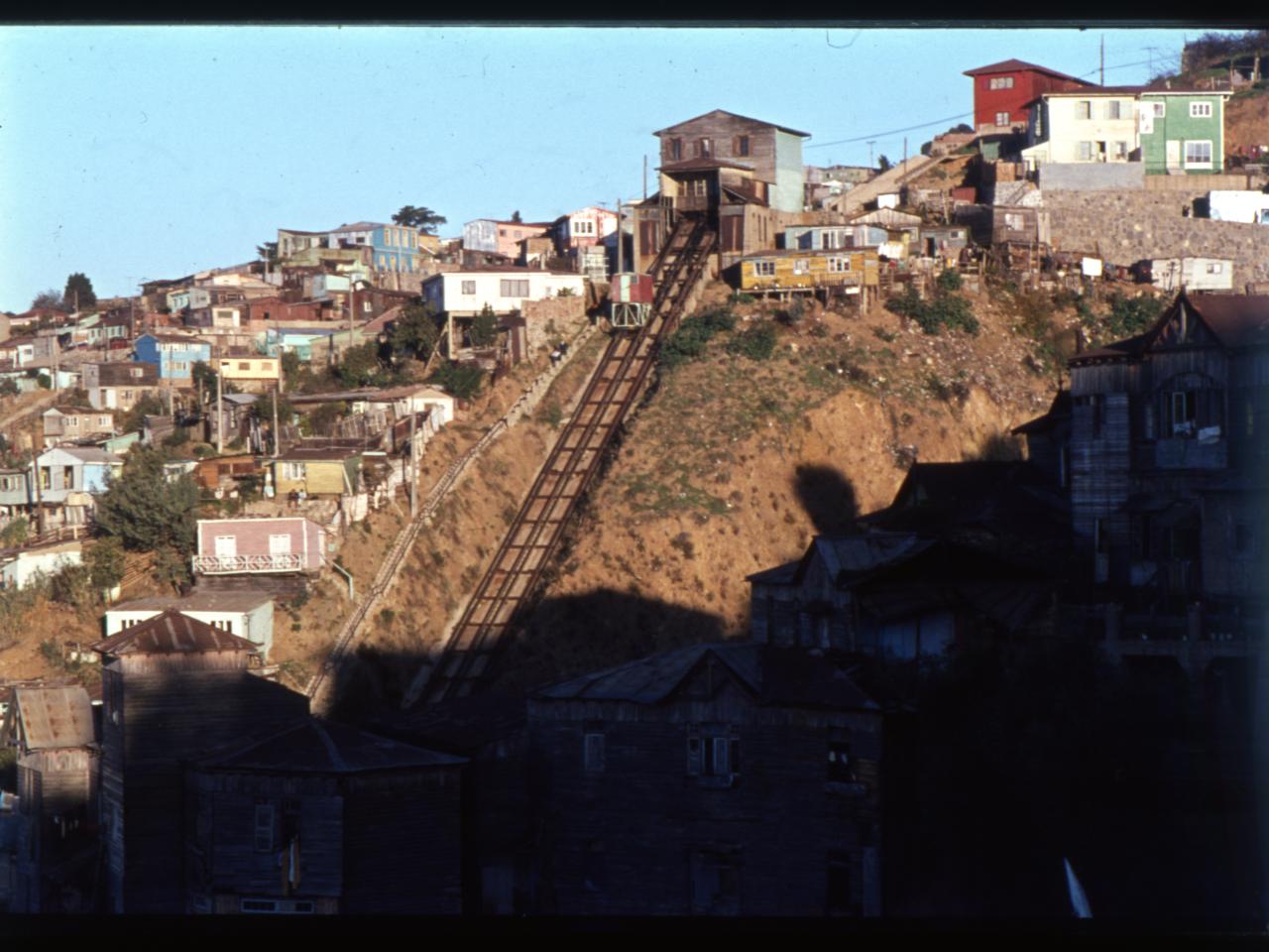 Ascensor del Cerro La Cruz, hoy desaparecido