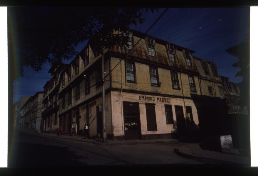Edificio en la Subida al Castillo del Cerro Cordillera en el corazón del antiguo castillo (Fuerte) San José o Blanco.