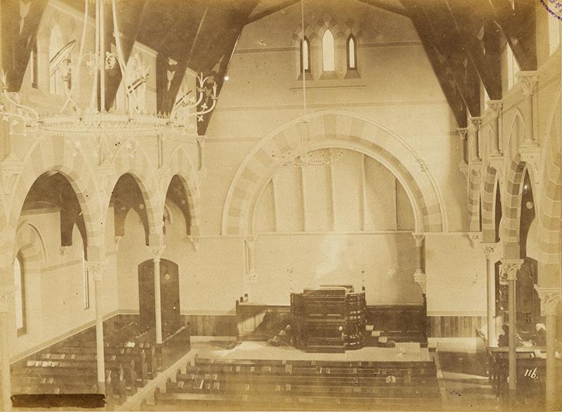 Interior Iglesia Anglicana